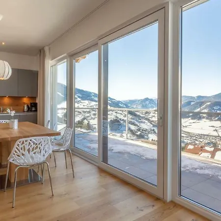 Freiblick - Ski In/ski Out Апартаменты *
